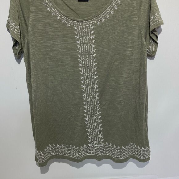 Rafaella Women's Green Embroidered Round Neck Short Sleeve Blouse Medium - Picture 2 of 7